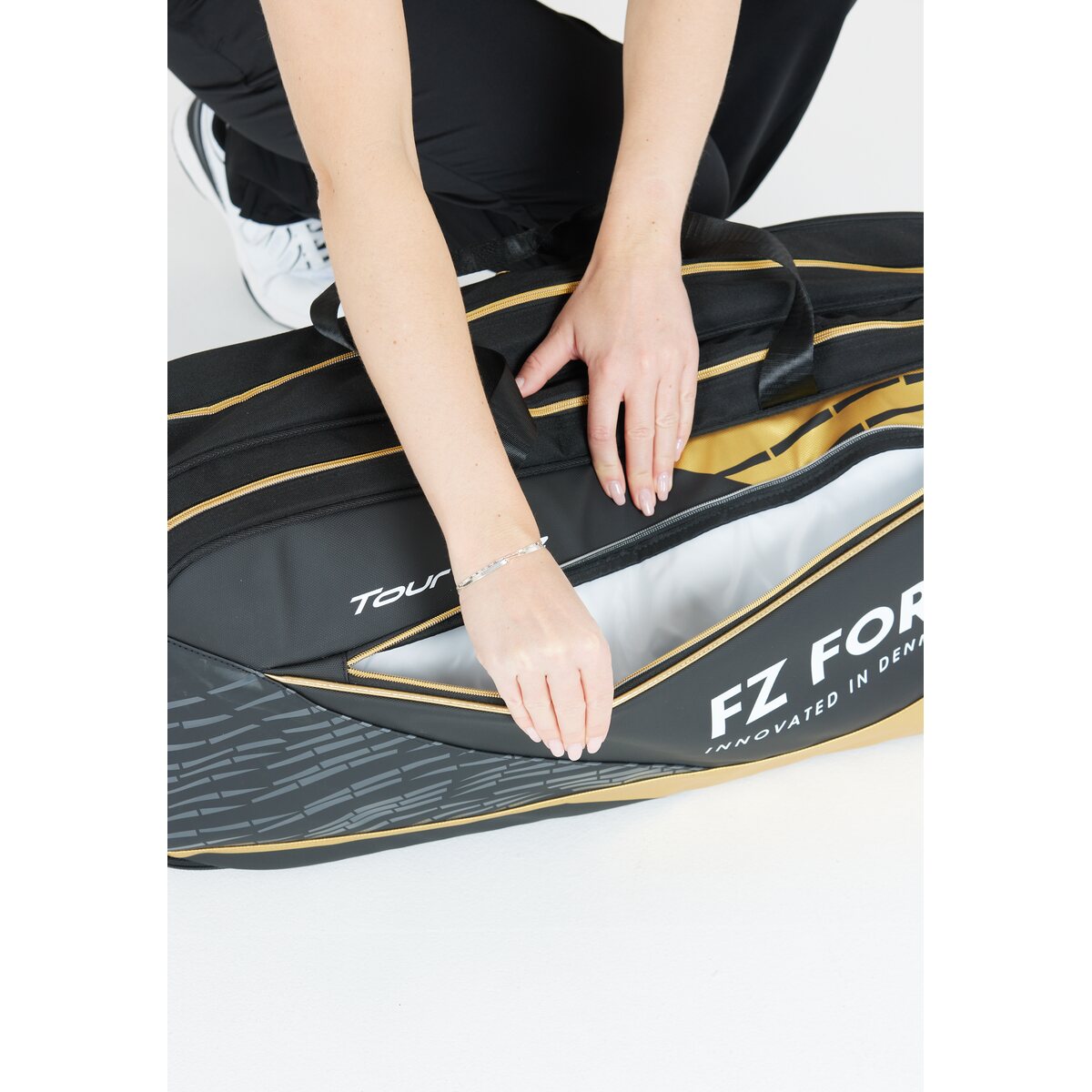 FZ Forza Tour Line Square Taske (Black/Gold)